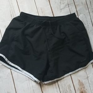Girls nike shorts. Size Large.